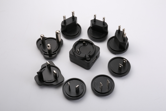 adaptador permutável 5V 1A 5V 1.2A 6V 1A 12V 0.5A do poder da tomada 6W