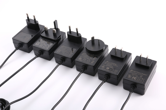 adaptador permutável de comutação Desktop do poder da tomada 1A 24V 4A da fonte de alimentação 30W