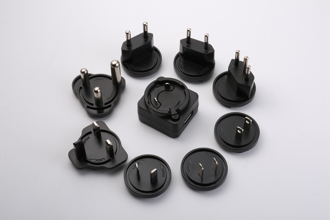 adaptador permutável 5V 1A 5V 1.2A 6V 1A 12V 0.5A do poder da tomada 6W